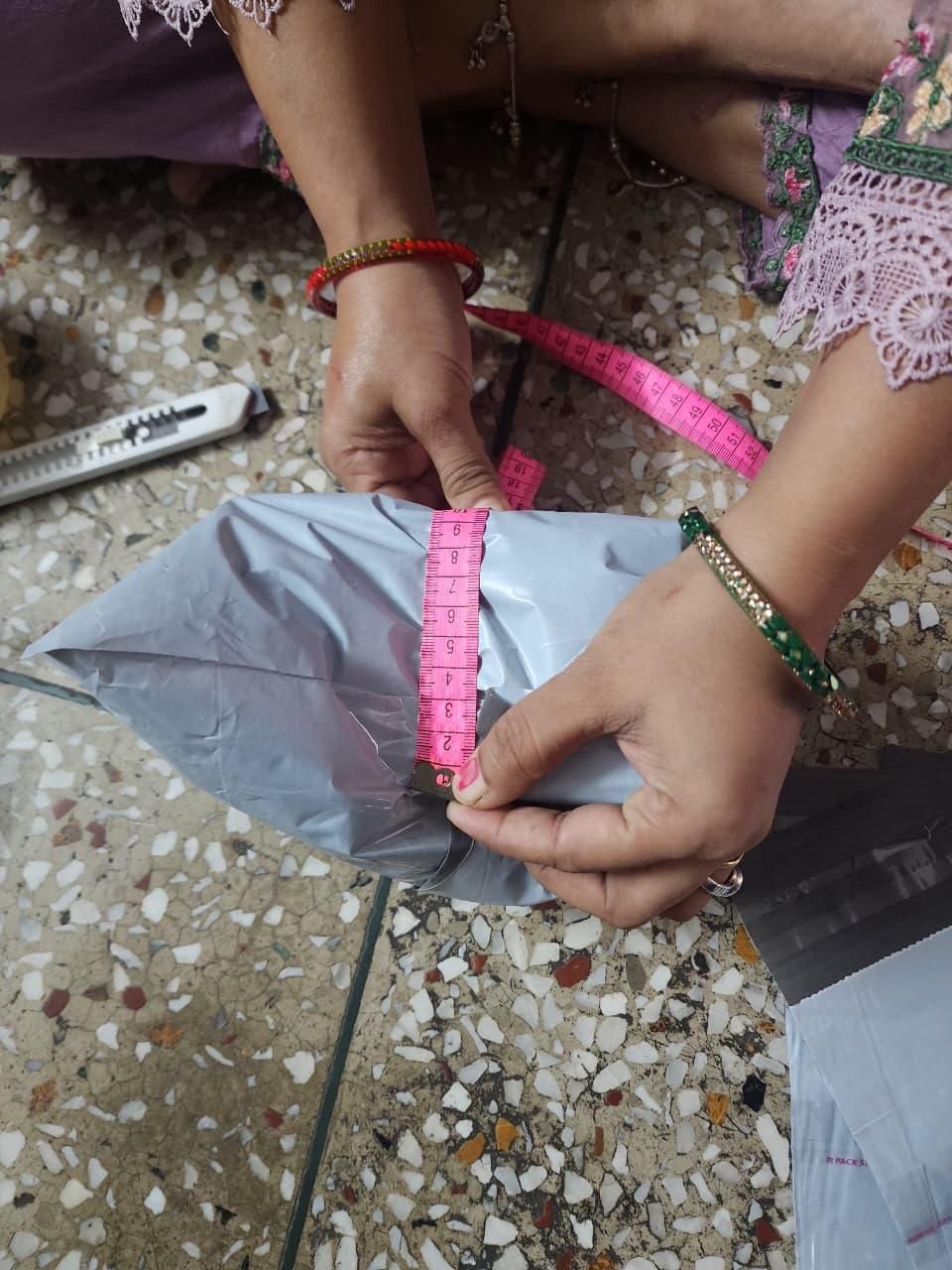 Solar Waving Modi Ji Statue (Pack of 2)